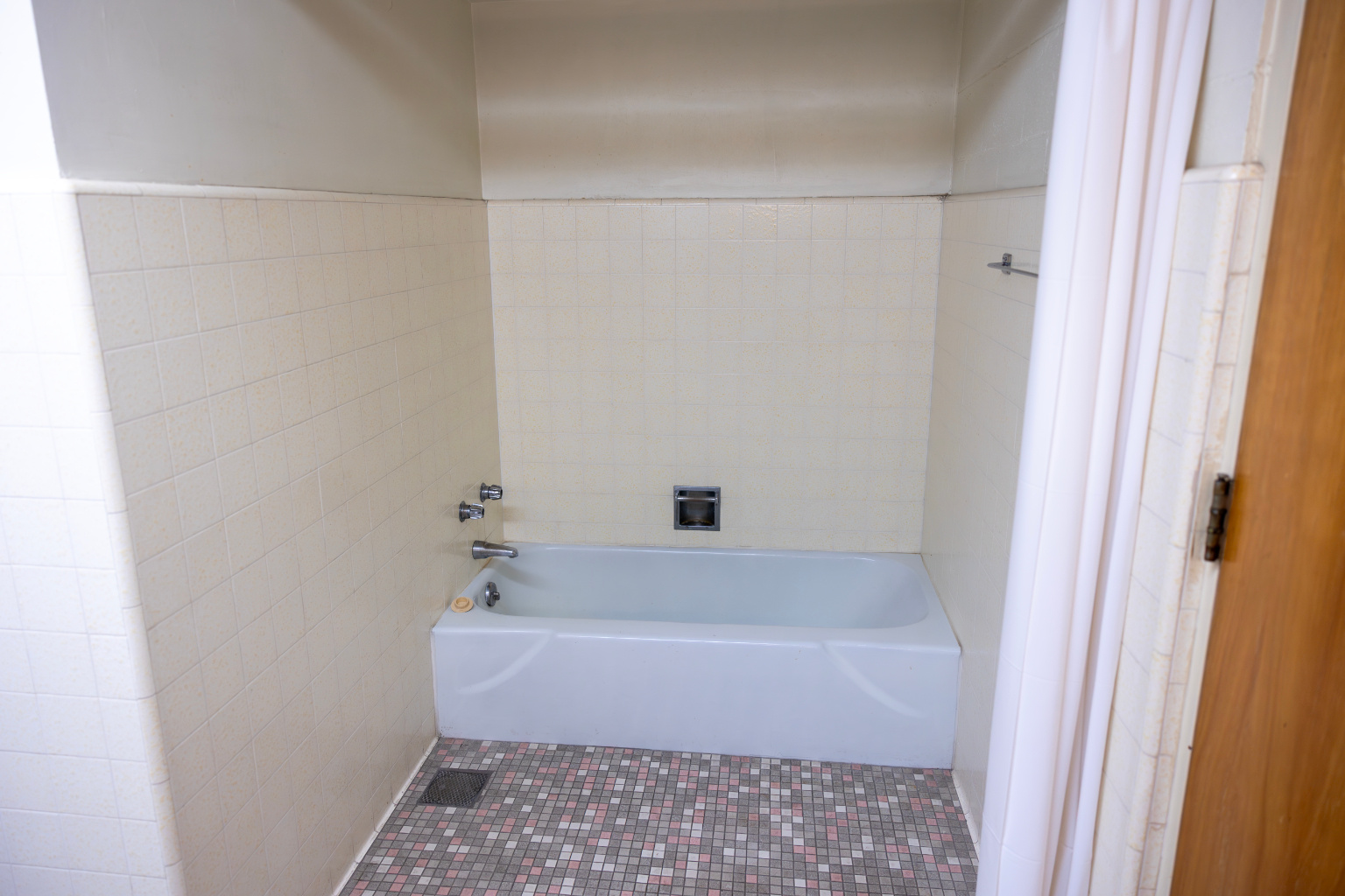 778A0876-Enhanced-NR