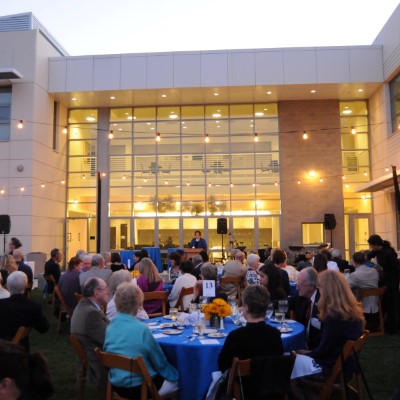 ann-peppers-lawn-400x400