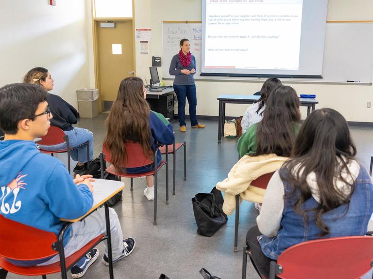 Image card - Academic classroom experience