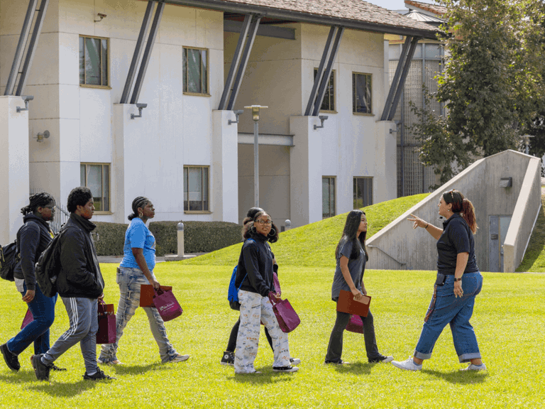 New students on a campus tour