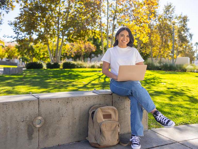 Image card - Student online webinar