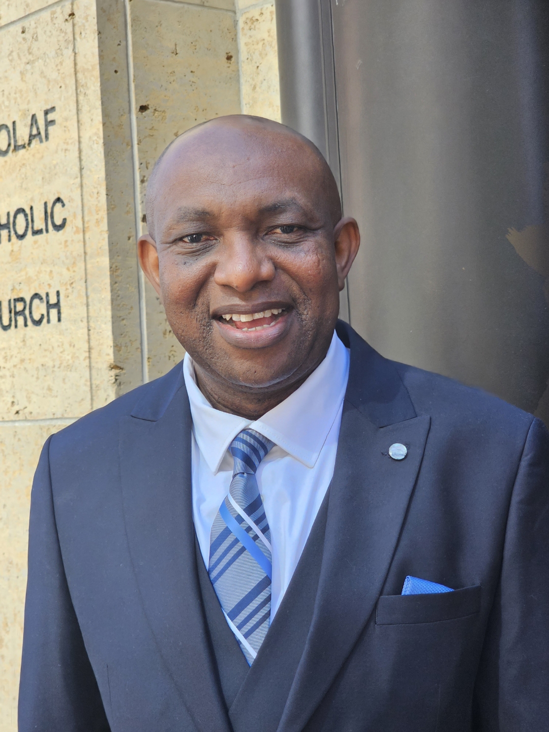 Michael E. Mbuluko