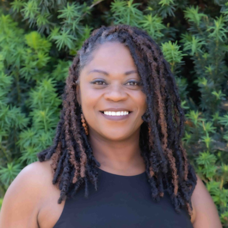 Dr. Mia Settles-Tidwell