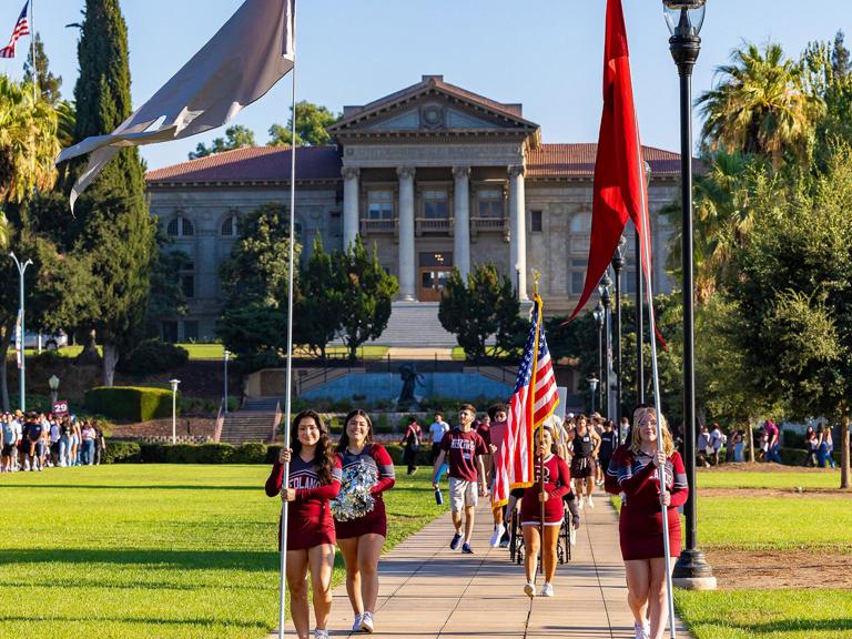 Image card - New student orientation convocation walk