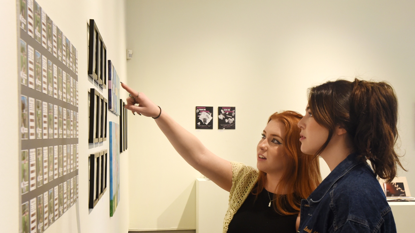Senior_Art_Show_20220405_MS_035.jpg