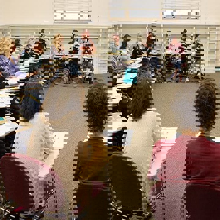 karen-derris-classroom-600x400